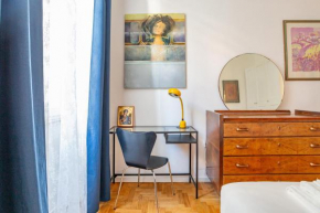 Elegantis Des Artistes Apartment